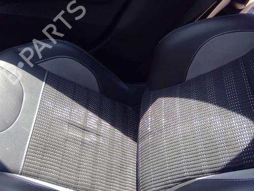 Stol høyre foran PEUGEOT 2008 I (CU_) 1.2 THP 110 / PureTech 110 (110 hp) 25768354