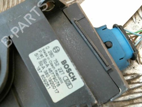 Used Electronic module Electronic module FIAT STILO (192_) 1.9 JTD (192_XE1A) (115 hp) 22038927 22038927