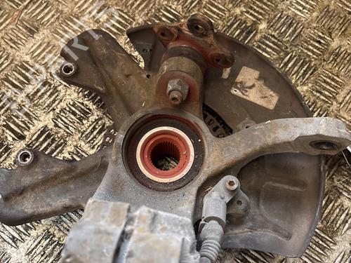 Used Left front steering knuckle Left front steering knuckle 35989186 35989186