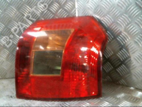 Used Right taillight TOYOTA COROLLA (_E12_) 2.0 D-4D (CDE120R, CDE120L_) (110 hp) 20999164