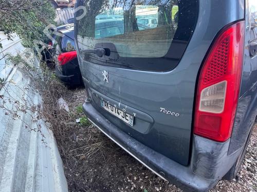 Third brake light PEUGEOT PARTNER Box Body/MPV 1.6 HDi | BP33170361L11  - Image 6