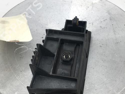 Used Front left interior door handle Front left interior door handle RENAULT RAPID Box Body/MPV (F40_, G40_) 1.4 (F40D) (79 hp) 32368350 32368350