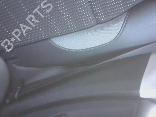 Cinturón de seguridad trasero izquierdo PEUGEOT 2008 I (CU_) 1.2 VTi (82 hp) 32368398