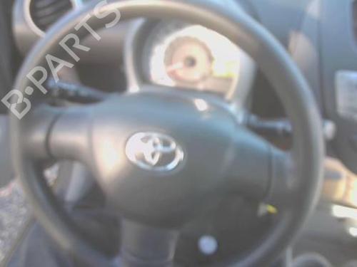 Volante TOYOTA AYGO (_B1_) 1.0 (KGB10_, KGB10R) (68 hp) 32207276
