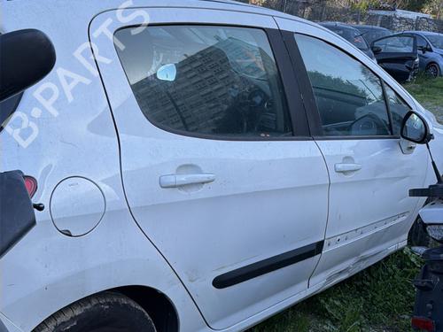 Høyre foran trekantet rude PEUGEOT 308 I (4A_, 4C_) 1.6 HDi | BP38307205C112  - Image 5
