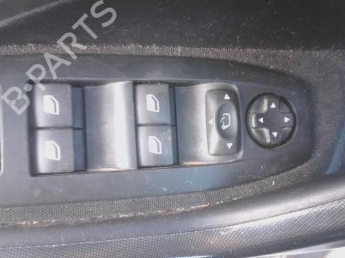 BP32368405I30 main image