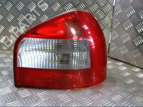 Używane Lampa tylna prawa AUDI A3 (8L1) S3 quattro (210 hp) 20991771