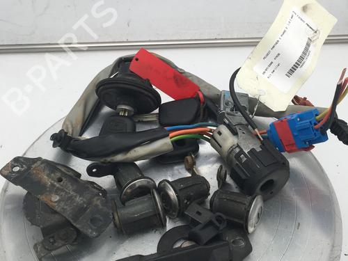 Used Ignition barrel PEUGEOT PARTNER MPV (5_, G_) 1.6 HDi 90 (90 hp) 31074946