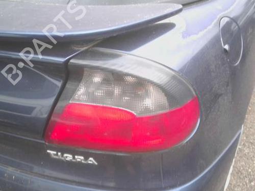 Used Right taillight OPEL TIGRA (S93) 1.6 16V (F07) (106 hp) 32471182