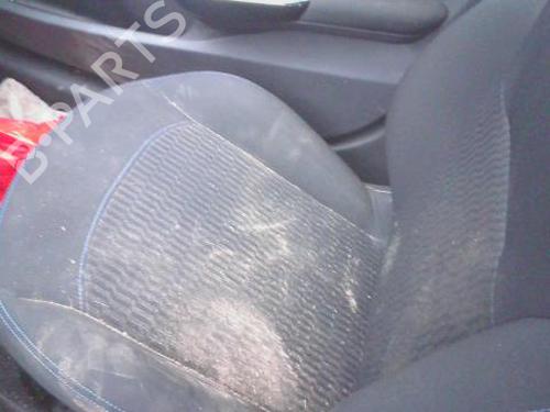 Used Right front seat PEUGEOT 208 I (CA_, CC_) 1.5 BlueHDI 100 (102 hp) 31135321