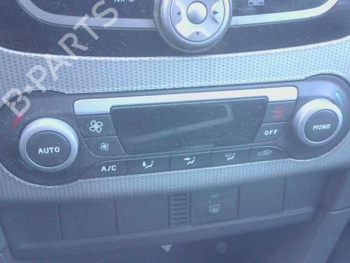 Used Climate control Climate control FORD FOCUS II (DA_, HCP, DP) [2004-2013] 33831453 33831453