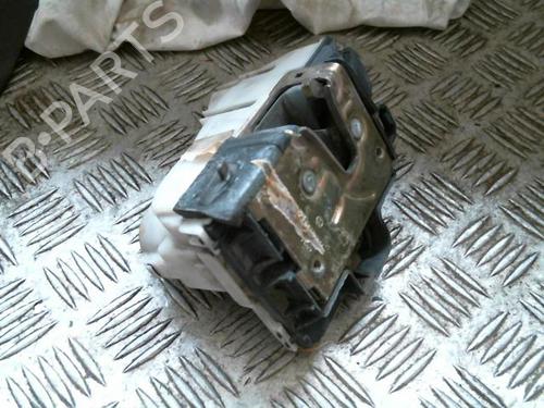 Used Rear right lock VW POLO III (6N1) 60 1.4 (60 hp) 22044800