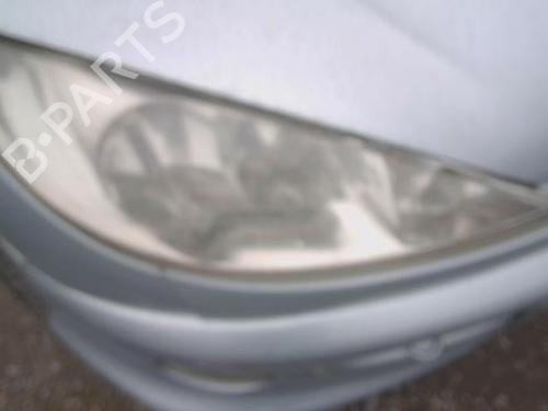 Used Right headlight Right headlight PEUGEOT 206 CC (2D) 1.6 16V (2DNFUF, 2DNFUR) (109 hp) 32776987 32776987