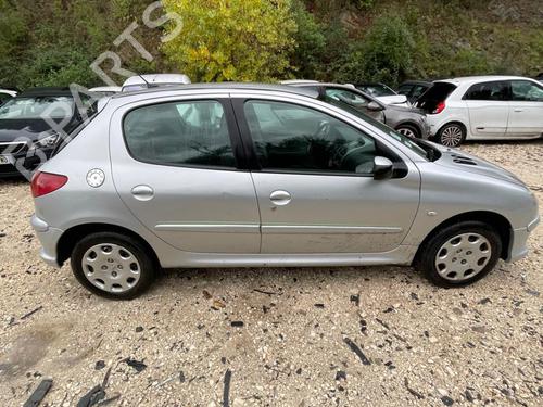 Left headlight PEUGEOT 206 Hatchback (2A/C) 1.4 HDi eco 70 | BP31642500C28 