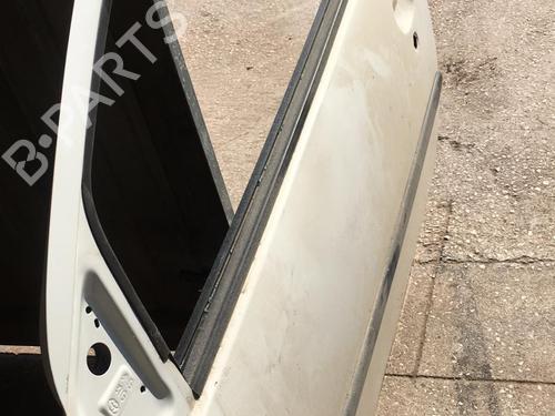 Left front door PEUGEOT 107 (PM_, PN_) 1.4 HDi | BP20987041C2