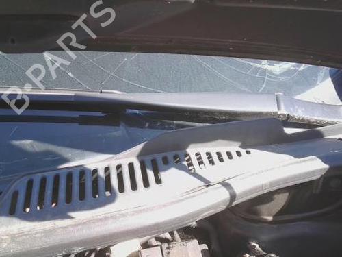 Used Front windshield wiper arm VW TOURAN (1T1, 1T2) 1.9 TDI (105 hp) 28473227