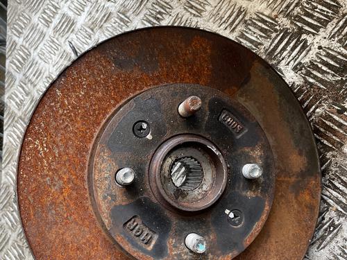 Used Right front steering knuckle Right front steering knuckle KIA RIO IV (YB, SC, FB) 1.25 (84 hp) 27359434 27359434