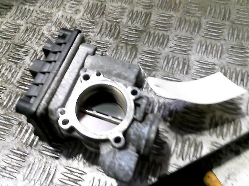 Used Throttle body MERCEDES-BENZ A-CLASS (W168) A 160 (168.033, 168.133) (102 hp) 22069816