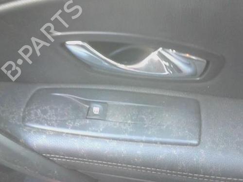 Used Right front window switch RENAULT MEGANE III Hatchback (BZ0/1_, B3_) 1.6 dCi (BZ00, BZ12, BZ13) (130 hp) 29501860