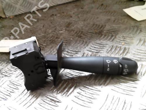 Used Steering column stalk RENAULT CLIO II (BB_, CB_) 1.2 (BB0A, BB0F, BB10, BB1K, BB28, BB2D, BB2H, CB0A,... (58 hp) 21217120