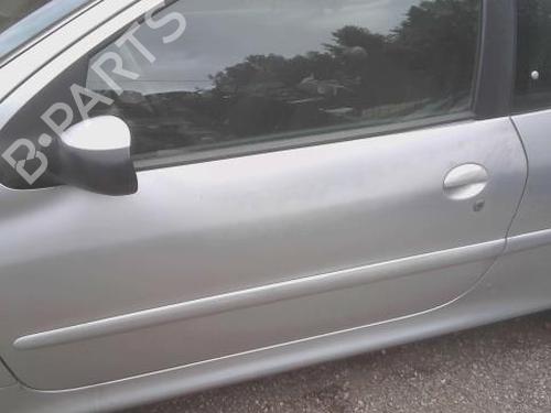 Used Left front door Left front door PEUGEOT 206 Hatchback (2A/C) 1.4 i (75 hp) 32517277 32517277