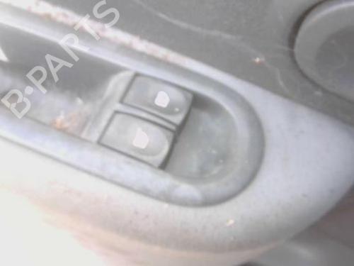 Used Switch RENAULT CLIO III (BR0/1, CR0/1) 1.2 16V Hi-Flex (BR1U, CR1U) (75 hp) 28949212