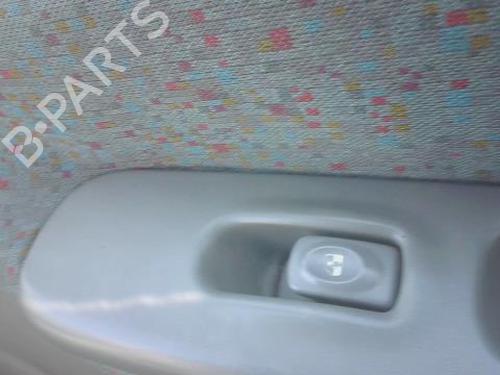 Used Right front window switch RENAULT TWINGO I (C06_) 1.2 16V (C060) (60 hp) 29117189