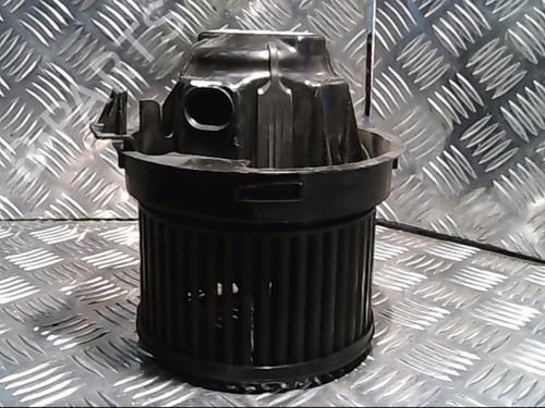 Used Heater blower motor PEUGEOT 207 (WA_, WC_) 1.4 HDi (68 hp) 20995730