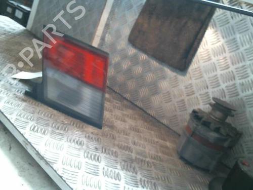 Used Left tailgate light NISSAN PRIMERA Hatchback (P11) 1.6 16V (99 hp) 22041341