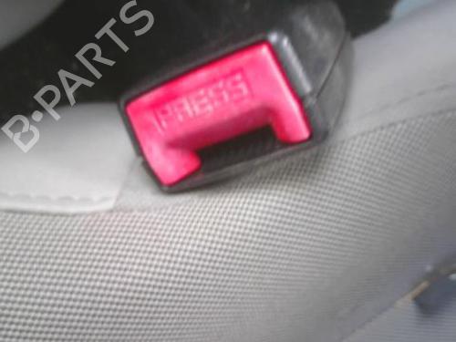 Engate do cinto RENAULT TWINGO II (CN0_) 1.2 16V (CN04, CN0B) (75 hp) 32982271