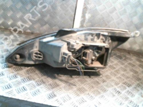 Used Right headlight FORD FOCUS I Turnier (DNW) 1.6 16V (100 hp) 20992730