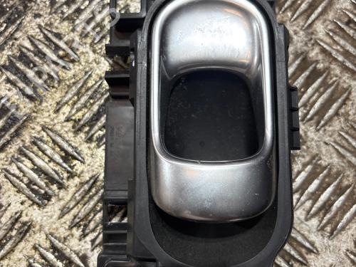 venstre-fortil-invendig-handtag-citroen-c3-iii-sx-2016-34359797 main image