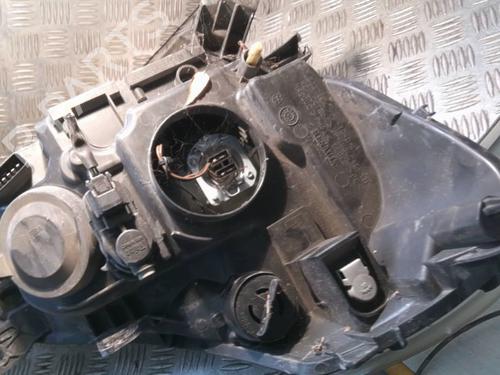 Left headlight RENAULT CLIO III (BR0/1, CR0/1) 1.5 dCi (BR17, CR17) | BP30127426C28