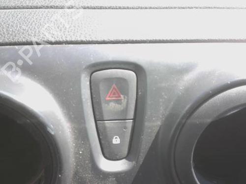 warning-switch-dacia-dokker-box-bodympv-2012-2013-2014-2015-2016-2017-2018-2019-2020-2021-34479852 main image
