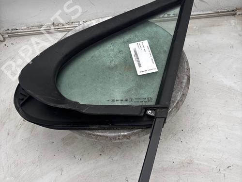 Used Front right quarter glass Front right quarter glass 39037376 39037376