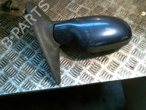 Used Right mirror Right mirror 22039237 22039237