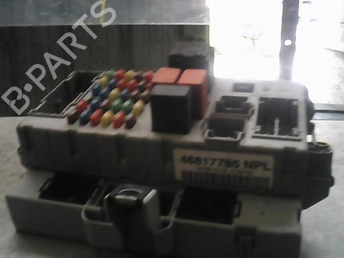 Used Fuse box FIAT PUNTO (188_) 1.2 60 (188.030, .050, .130, .150, .230, .250) (60 hp) 21531542