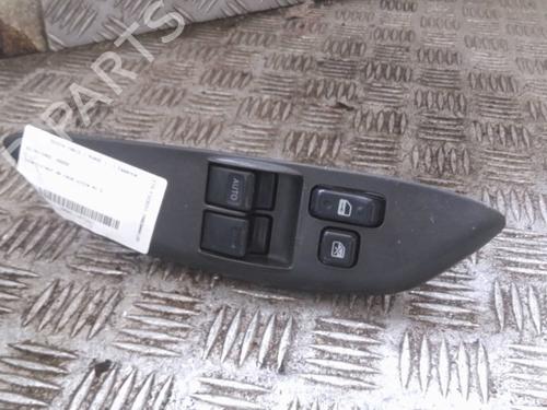 Used Left front window switch Left front window switch TOYOTA YARIS (_P1_) 1.0 (SCP10_, SCP10R) (68 hp) 28382309 28382309