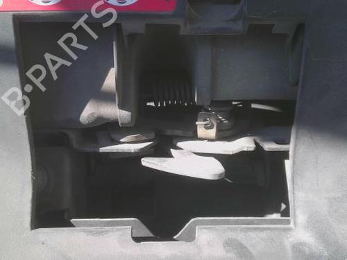 hood-lock-mercedes-benz-a-class-w169-2004-2005-2006-2007-2008-2009-2010-2011-2012-36170921 main image