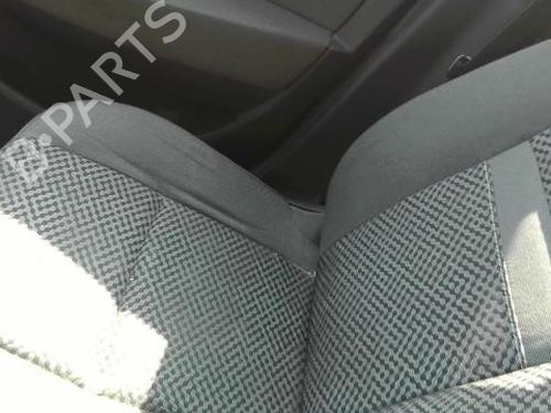 Used Right front seat RENAULT SCÉNIC III (JZ0/1_) 1.5 dCi (110 hp) 26521640