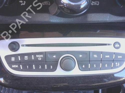 Used Radio RENAULT TWINGO II (CN0_) 1.5 dCi (CN0E) (64 hp) 29909576