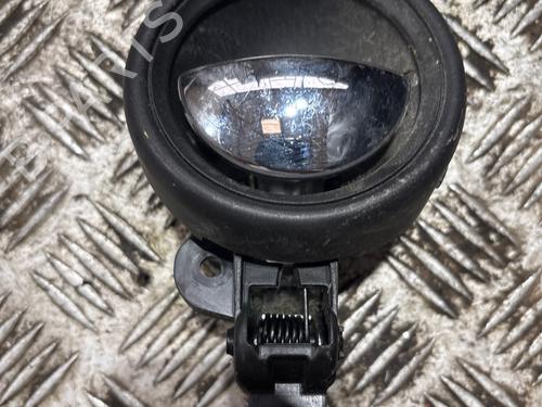 Used Front left interior door handle Front left interior door handle MINI MINI (R56) One (75 hp) 23801151 23801151