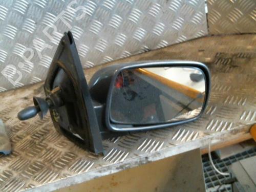 Retrovisore destro TOYOTA YARIS (_P1_) 1.3 (SCP12_, SCP13_, SCP12R, SCP13R) (87 hp) 20987281