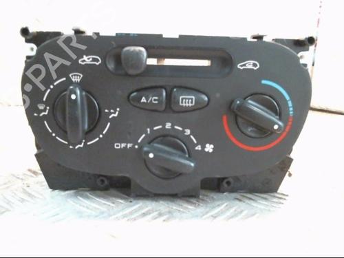 Used Climate control PEUGEOT 206 Hatchback (2A/C) 1.4 i (75 hp) 22036355