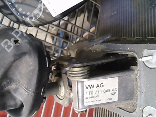 Gear lever VW CADDY III Box Body/MPV (2KA, 2KH, 2CA, 2CH) 1.9 TDI | BP20999498M90 
