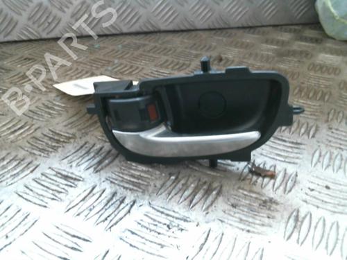 Used Rear left interior door handle TOYOTA YARIS (_P13_) 1.0 (KSP130) (72 hp) 22040435