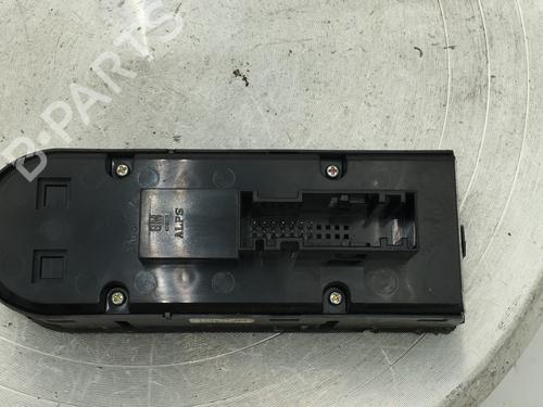Used Switch Switch OPEL ASTRA H (A04) 1.3 CDTI (L48) (90 hp) 31363086 31363086
