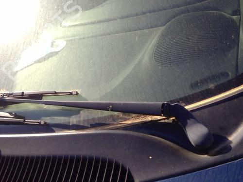 Used Front windshield wiper arm CHRYSLER VOYAGER IV (RG, RS) 2.8 CRD (150 hp) 25910743