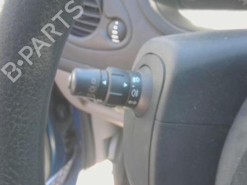 Used Switch RENAULT CLIO III (BR0/1, CR0/1) 1.4 16V (98 hp) 27890079