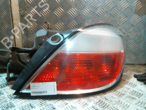 Used Right taillight OPEL ASTRA H (A04) 1.7 CDTI (L48) (100 hp) 21000021